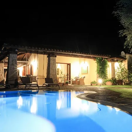 Luxrent Villa Smeralda Pool And Beach 公寓