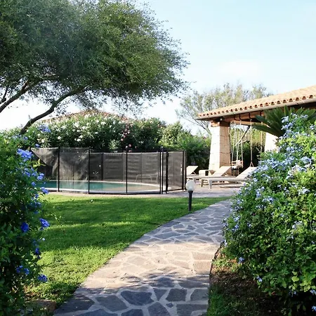 Luxrent Villa Smeralda Pool And Beach Lägenhet